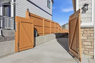 6063 Yamhill Dr, Colorado Springs, CO 80925 - Photo 11