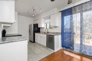 330 Mt View Ln, Colorado Springs, CO 80907 - Photo 9