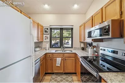 510 Autumn Crest Circle #A, Colorado Springs, CO 80919 - Photo 5