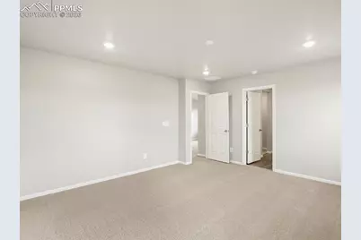 6754 Roundtail Way, Colorado Springs, CO 80925 - Photo 23