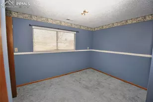 1702 Auburn Dr, Colorado Springs, CO 80909 - Photo 15