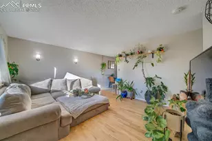 1911 Del Mar Dr, Colorado Springs, CO 80910 - Photo 3