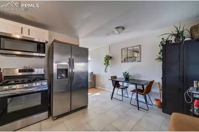 1911 Del Mar Drive, Colorado Springs, CO 80910 - Photo 7