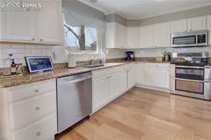 17220 Mountain Lake Dr, Monument, CO 80132 - Photo 11