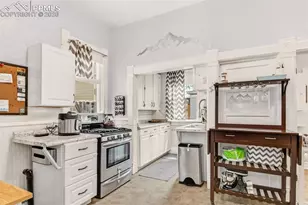 1532 W Pikes Peak Ave, Colorado Springs, CO 80904 - Photo 13