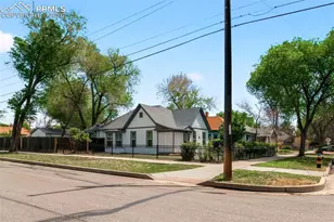 1532 W Pikes Peak Ave, Colorado Springs, CO 80904 - Photo 3
