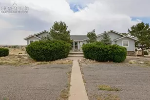 544 N Raymont Dr, Pueblo, CO 81007 - Photo 1