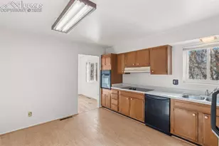 807 Holland Park Blvd, Colorado Springs, CO 80907 - Photo 9