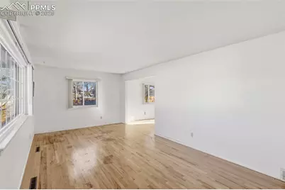 807 Holland Park Boulevard, Colorado Springs, CO 80907 - Photo 3