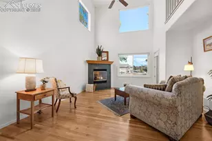 106 Luxury Ln, Colorado Springs, CO 80921 - Photo 7