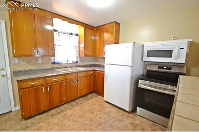 24-26 Mt Washington Drive, Colorado Springs, CO 80906 - Photo 15