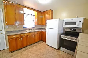 24-26 Mt Washington Dr, Colorado Springs, CO 80906 - Photo 15