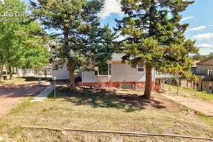 924 Spruce Haven Dr, Woodland Park, CO 80863 - Photo 3