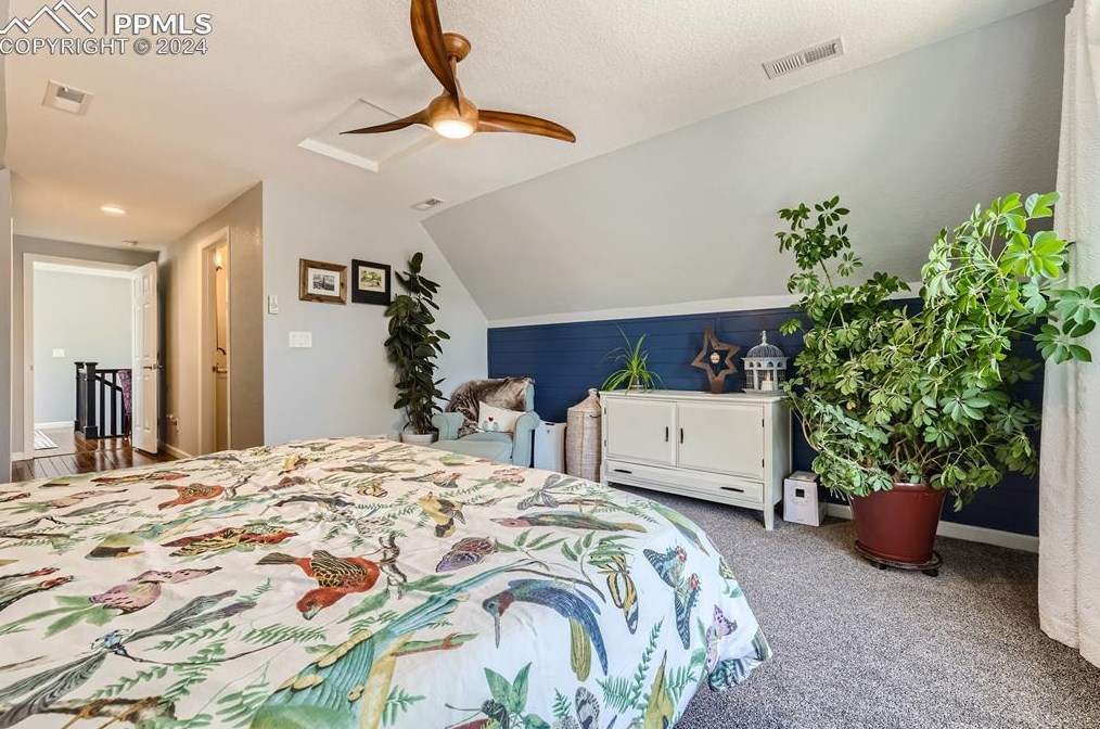 1501 Cucharras St, Colorado Springs CO 80904-4034 exterior