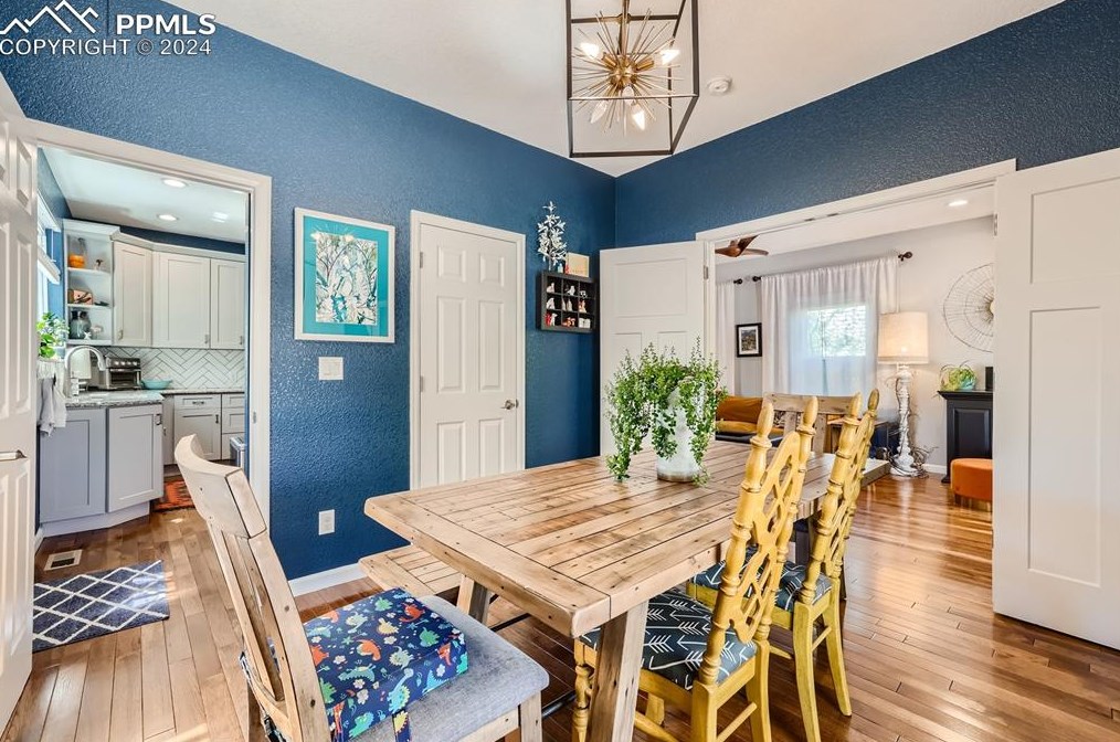 1501 Cucharras St, Colorado Springs CO 80904-4034 exterior