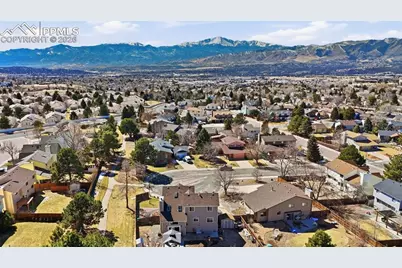 2730 Kenton Green Court, Colorado Springs, CO 80920 - Photo 3