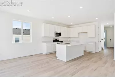 10259 Kingsbury Drive, Peyton, CO 80831 - Photo 5