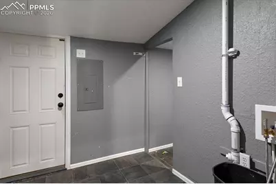 205 Cottonwood Street, Pueblo, CO 81004 - Photo 11