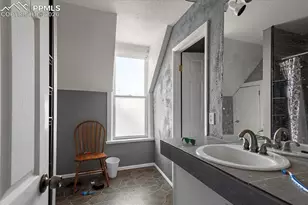 205 Cottonwood St, Pueblo, CO 81004 - Photo 17