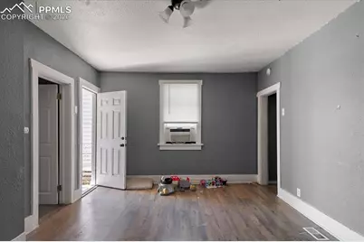 205 Cottonwood Street, Pueblo, CO 81004 - Photo 3