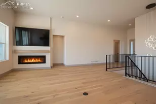1910 Cuchara Dr, Pueblo, CO 81001 - Photo 9