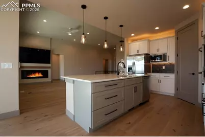 1910 Cuchara Drive, Pueblo, CO 81001 - Photo 7