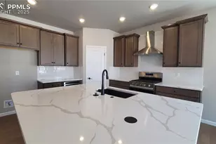 10640 Wolf Lake Drive, Colorado Springs, CO 80924 - Photo 7