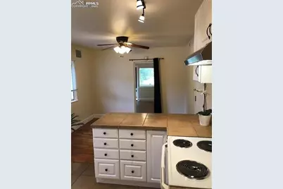 2826 W Platte Avenue, Colorado Springs, CO 80904 - Photo 27