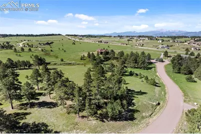 3429 Blue Heron Spring Lane, Colorado Springs, CO 80908 - Photo 3