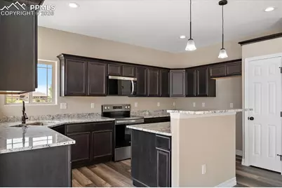 538 S Ferncliff Drive, Pueblo West, CO 81007 - Photo 15