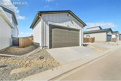 3571 Greenways Main Boulevard, Colorado Springs, CO 80922 - Photo 7