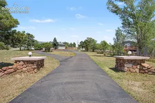 19155 Spring Valley Rd, Monument, CO 80132 - Photo 5