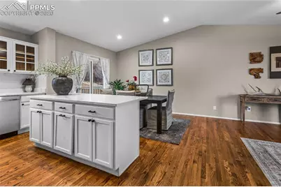 6635 Alberta Drive, Colorado Springs, CO 80918 - Photo 11