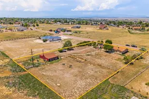 650 E Woodleaf Dr, Pueblo, CO 81007 - Photo 3