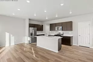 6786 Roundtail Wy, Colorado Springs, CO 80925 - Photo 3