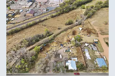 407 Fountain Mesa Road, Fountain, CO 80817 - Photo 3