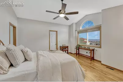 5560 Darien Way, Colorado Springs, CO 80919 - Photo 9