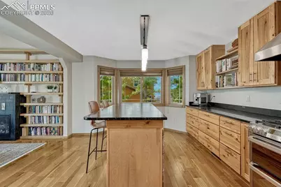 5560 Darien Way, Colorado Springs, CO 80919 - Photo 17