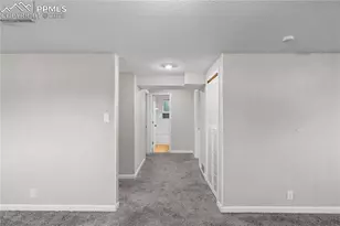 2133 Oakwood Ln, Pueblo, CO 81005 - Photo 29