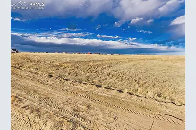 79 N Dinner Bell Drive, Yoder, CO 80864 - Photo 3