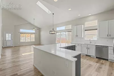6237 Elk Bench Trail, Colorado Springs, CO 80925 - Photo 7