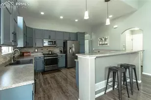 10604 Deer Meadow Cir, Colorado Springs, CO 80925 - Photo 7