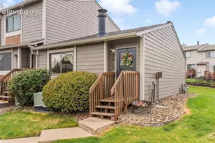 2015 Erin Loop, Colorado Springs, CO 80918 - Photo 3