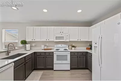 4860 Findon Place, Colorado Springs, CO 80922 - Photo 13