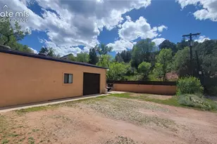 207 Beckers Ln, Manitou Springs, CO 80829 - Photo 3