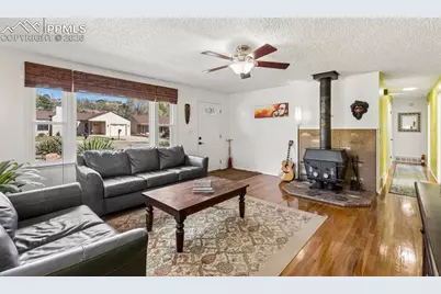 207 Beckers Lane, Manitou Springs, CO 80829 - Photo 9