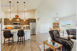 698 W McCulloch Blvd, Pueblo West, CO 81007 - Photo 9