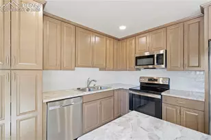 2855 El Capitan Dr, Colorado Springs, CO 80918 - Photo 7