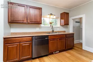416 E Columbia St, Colorado Springs, CO 80907 - Photo 25