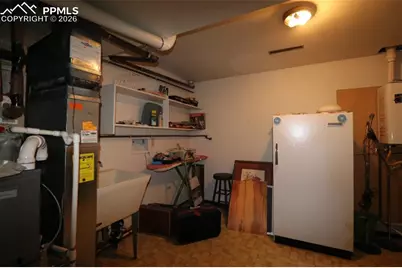 530 Mesa Vista Court, Colorado Springs, CO 80904 - Photo 31